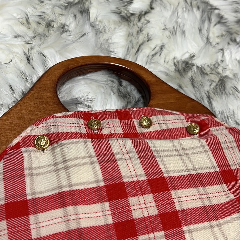Elegant Red and Cream Plaid Clutch - Picture 2 of 14